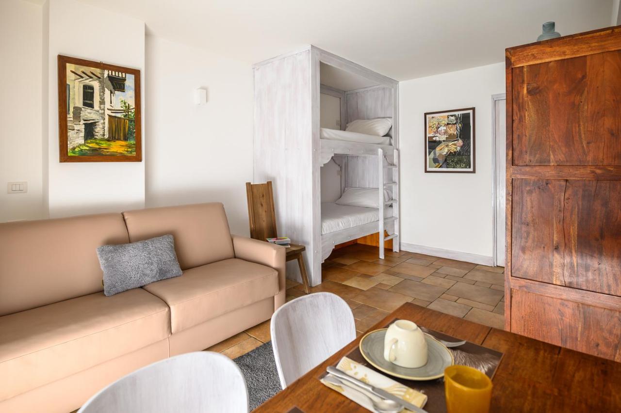 Alpesmith - Bike & Ski Apartments Bardonecchia Exterior foto