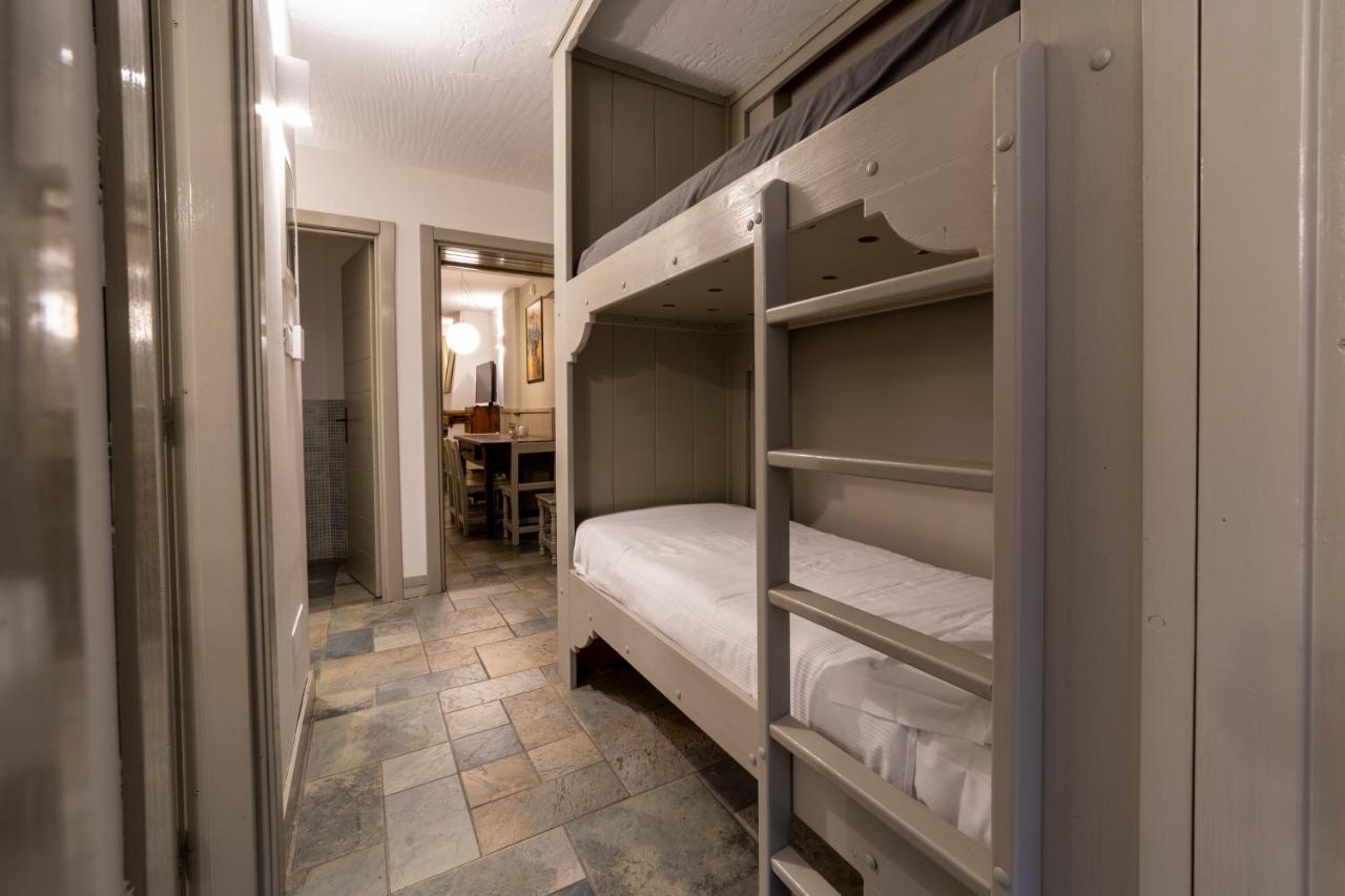 Alpesmith - Bike & Ski Apartments Bardonecchia Exterior foto