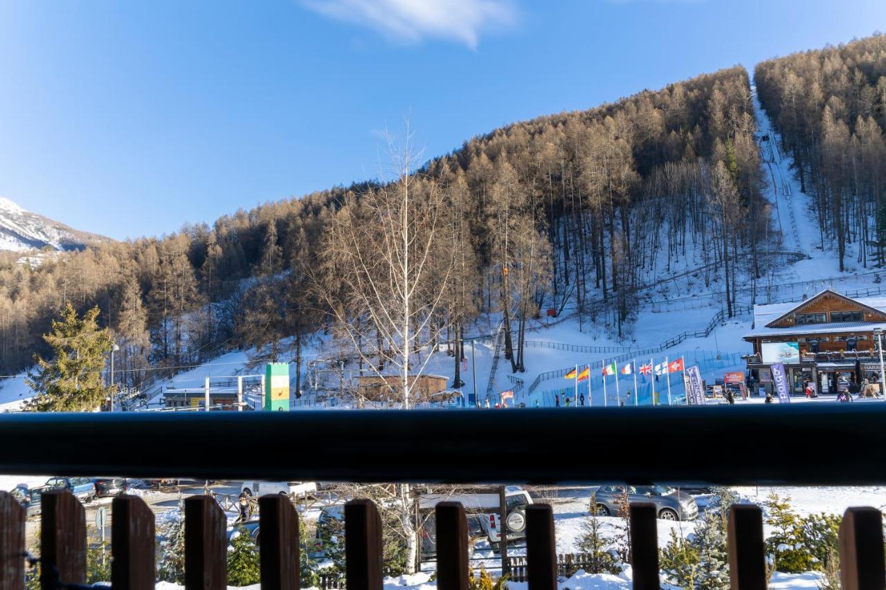 Alpesmith - Bike & Ski Apartments Bardonecchia Exterior foto